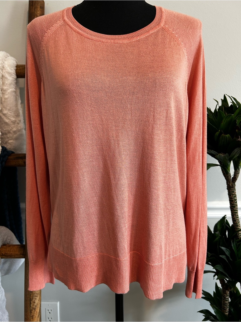 Zara Coral Crewneck Sweater Size Small